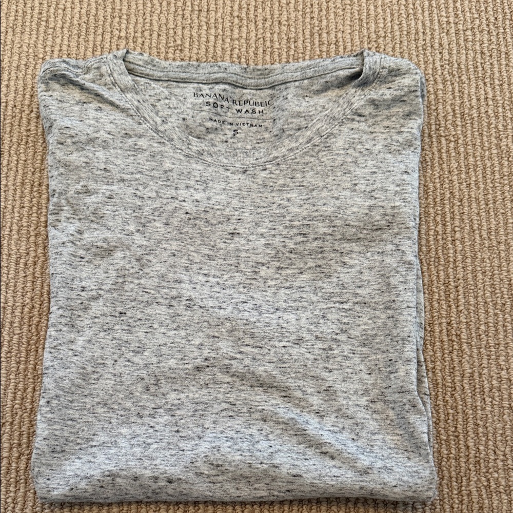 Banana Republic Heather Gray Crewneck Tee